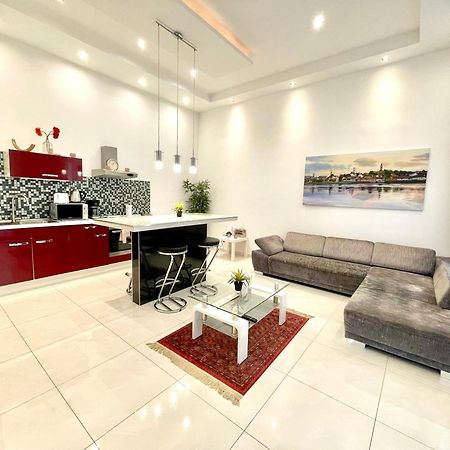Amazing Swedish 3 Rooms Apartment In The City Center 布达佩斯 外观 照片